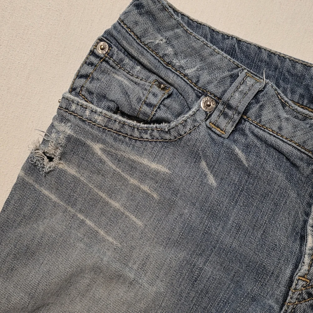 Silver Hillary Bermuda Denim Jean Shorts Fashion Distressing And Holes Low Rise